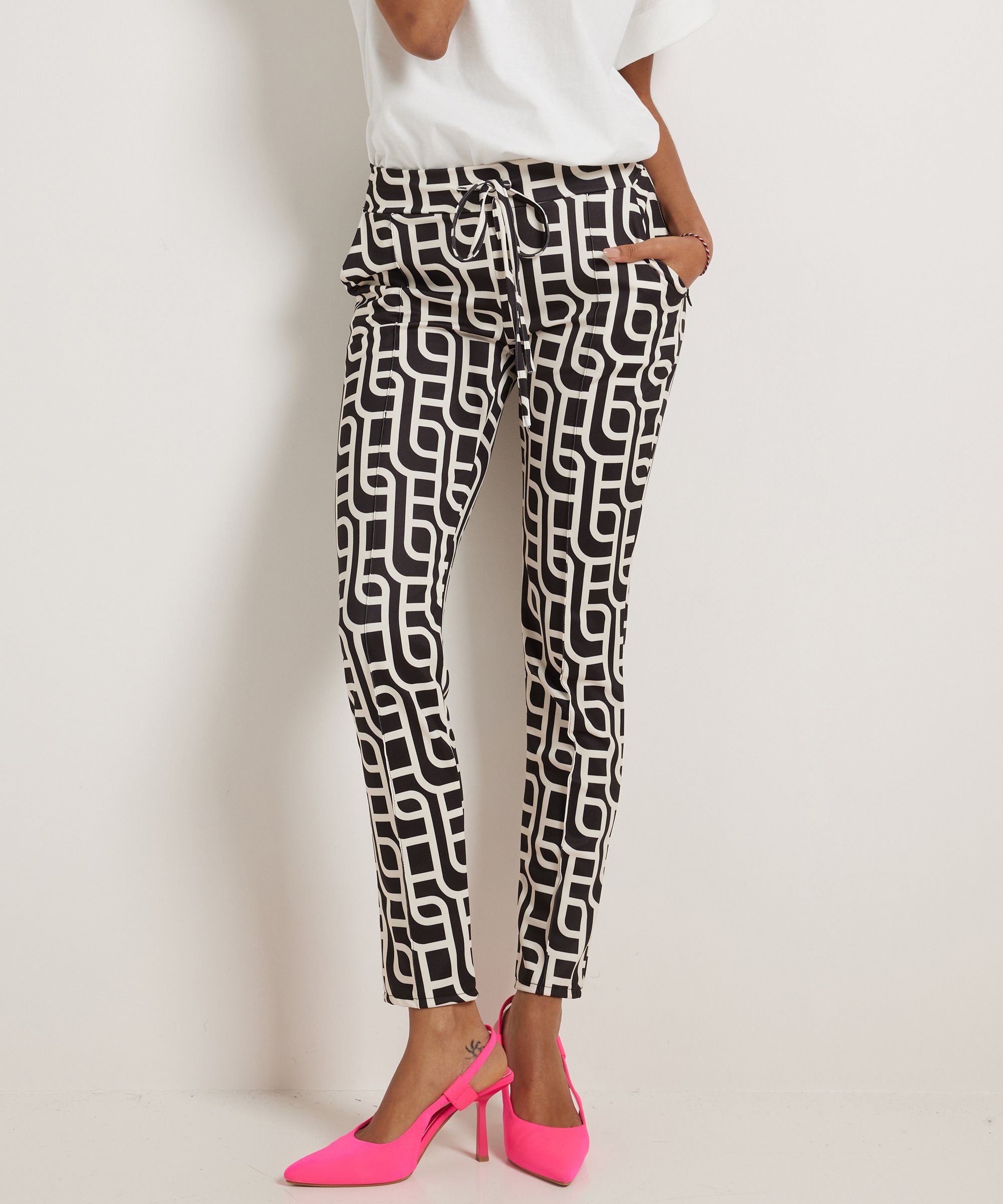 broek met moderne print