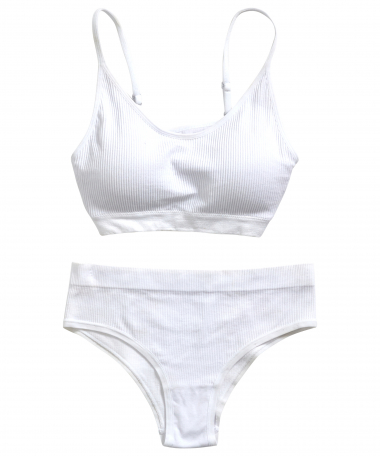 set: top & slip