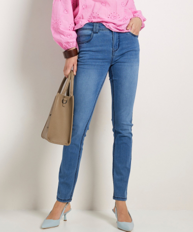 basic slim fit stretch jeans