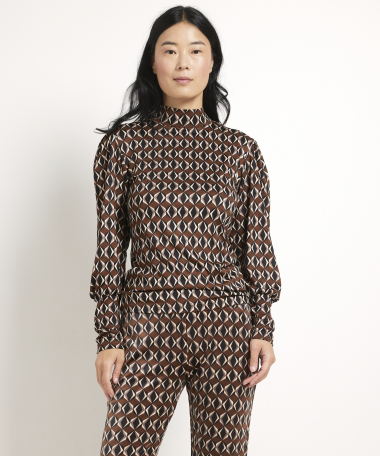 top met all-over print