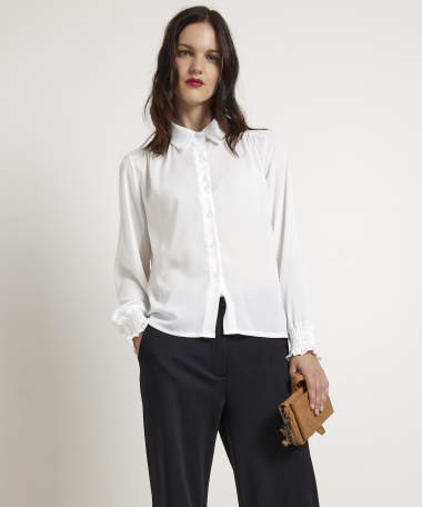 uni blouse met smockdetails