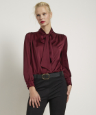 satijnlook blouse met strikkraag